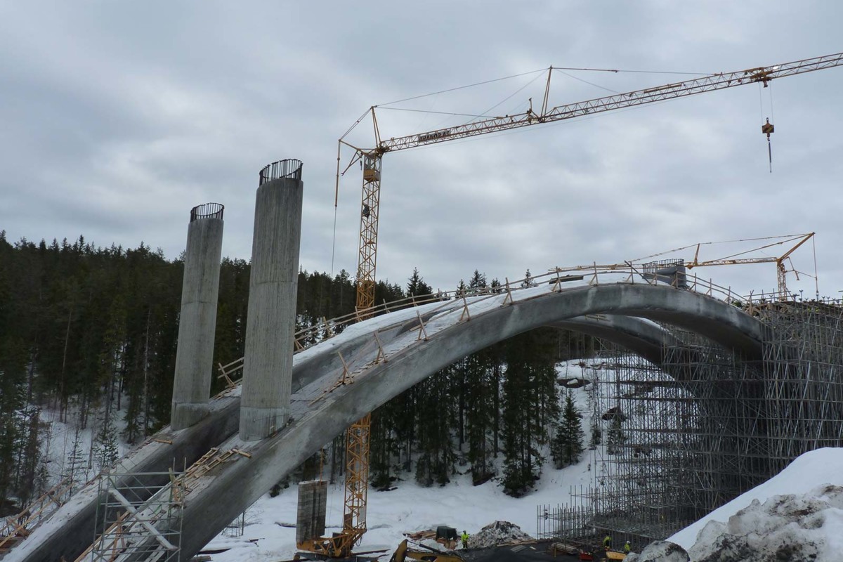hrc-prosjekter-bygging av betongbuen for Saggrenda bru