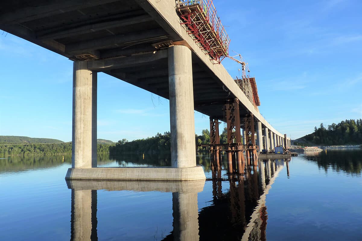 HRC Projekte - Minnevika Eisenbahnbrücke - Ansicht der Brücke im Bauzustand